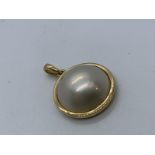 9ct gold pearl pendant