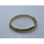 9ct gold bangle