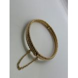 15ct gold bangle