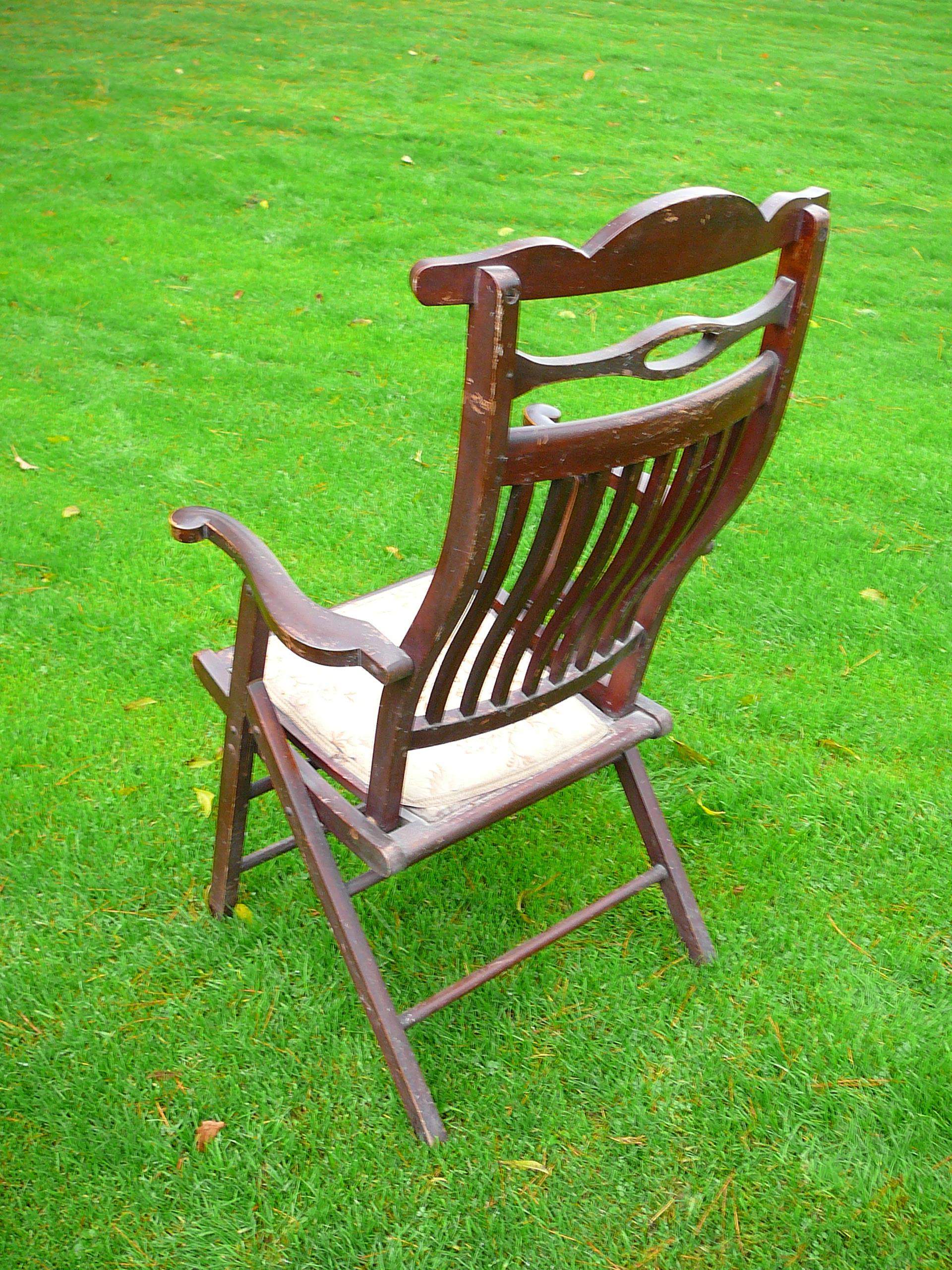 Folding campaign chair - Image 7 of 11