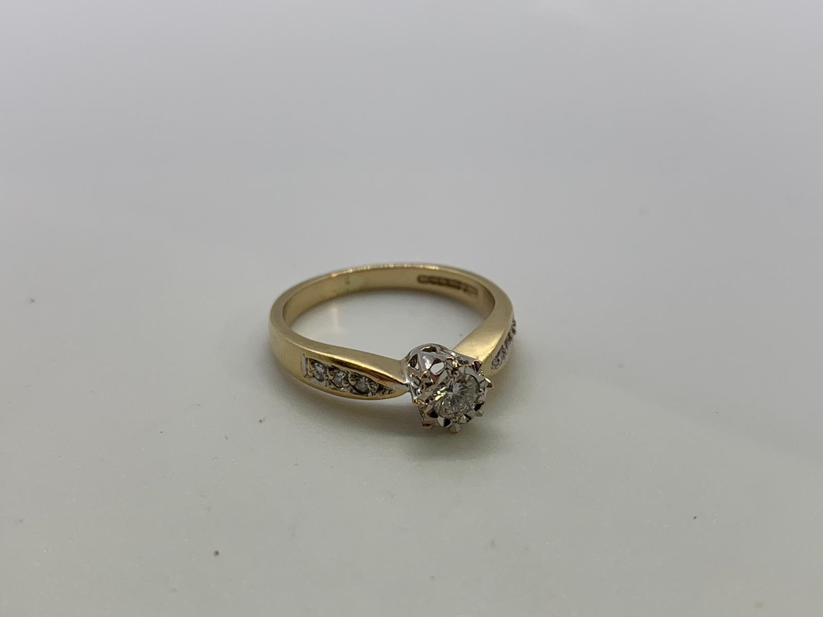 9ct gold diamond ring