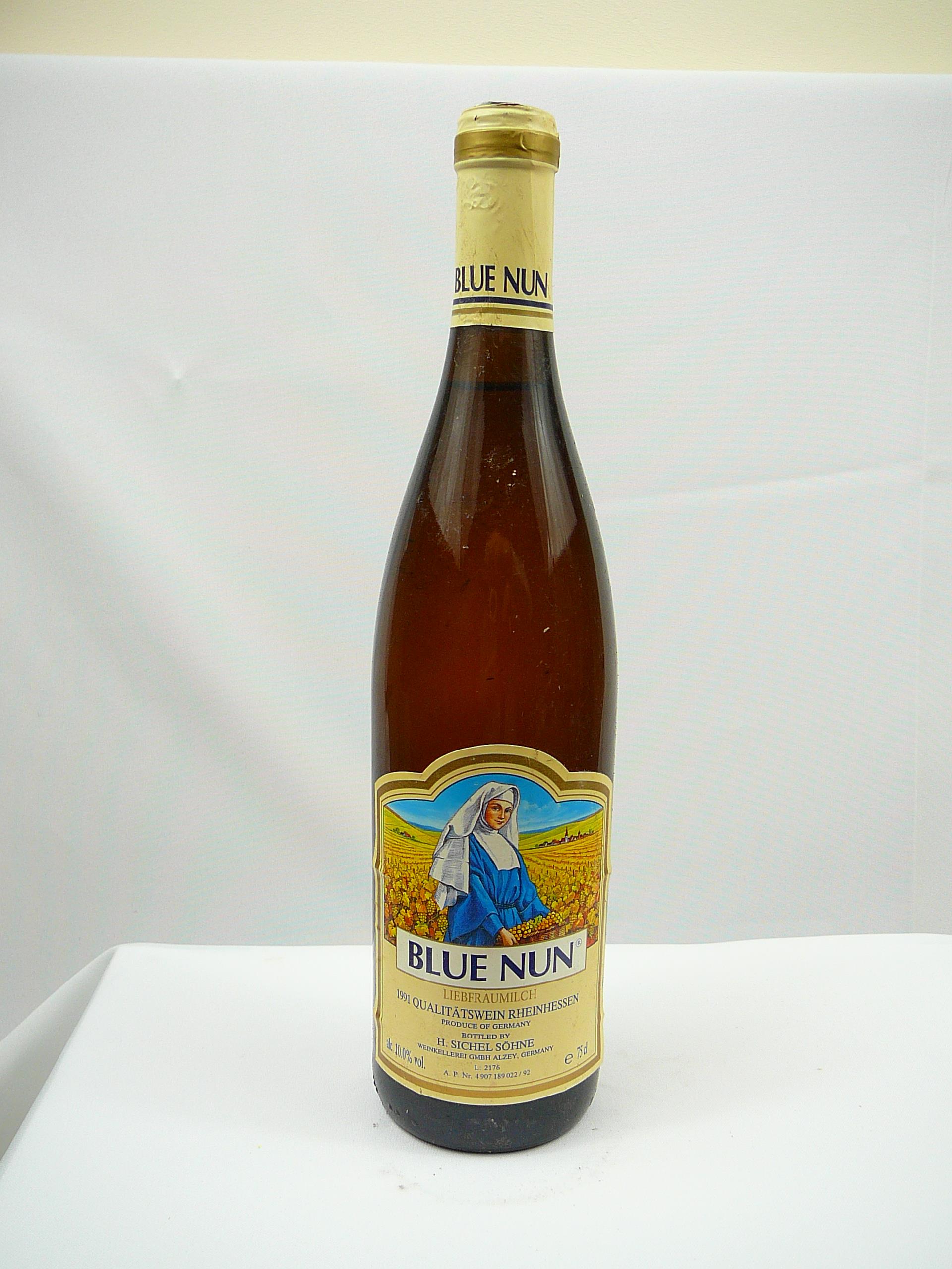 10 bottles vintage Blue Nun Wine - Image 4 of 10