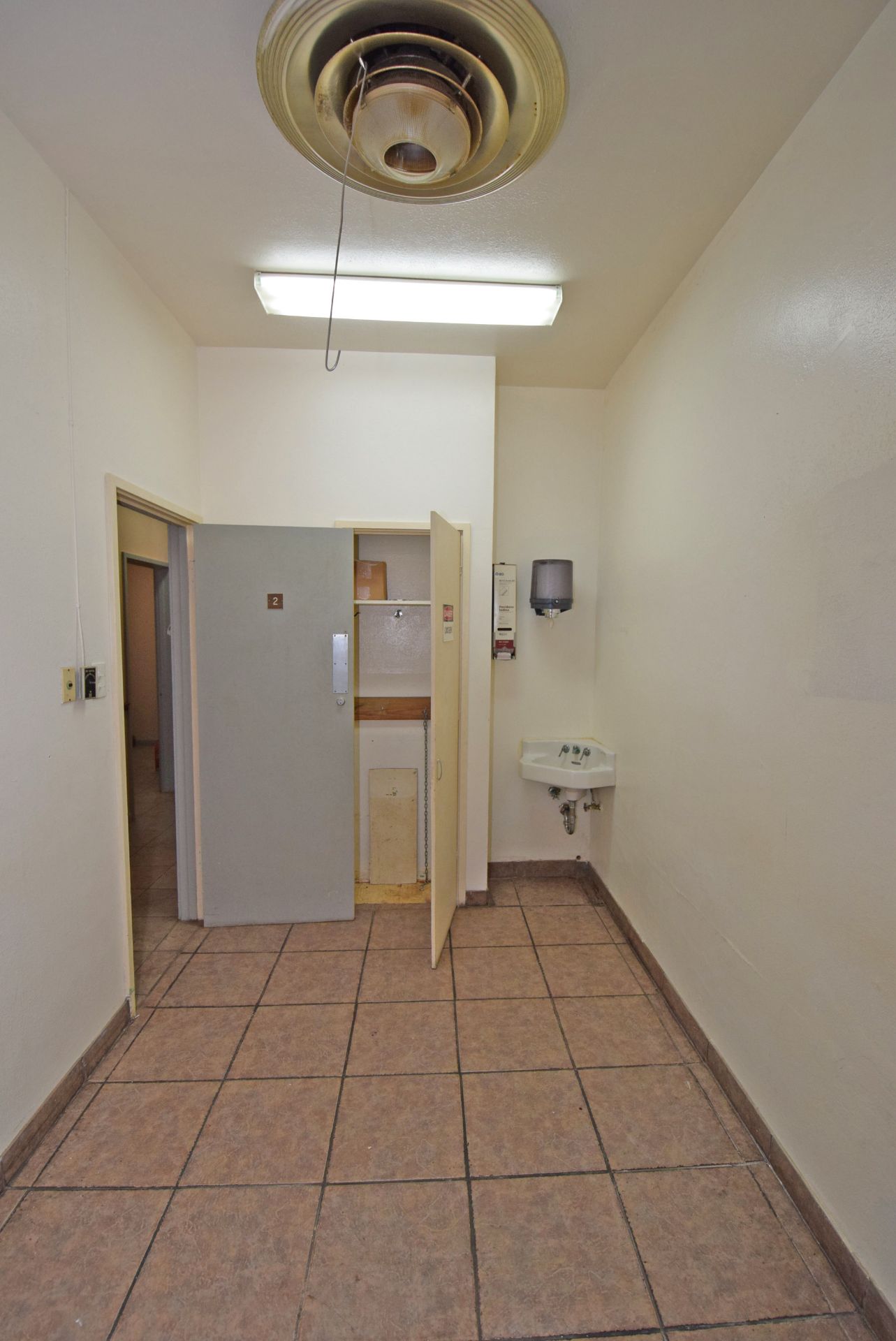 Corpus Christi Commercial Building - Image 21 of 49