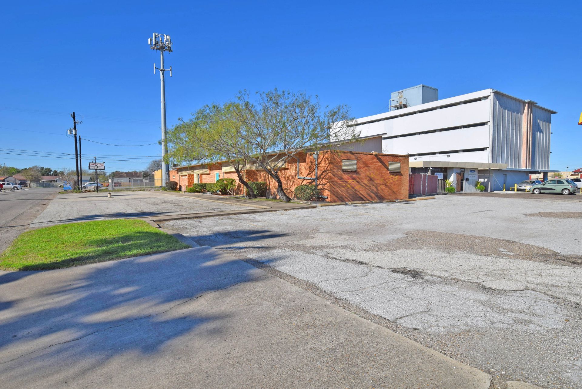 Corpus Christi Commercial Building - Image 48 of 49