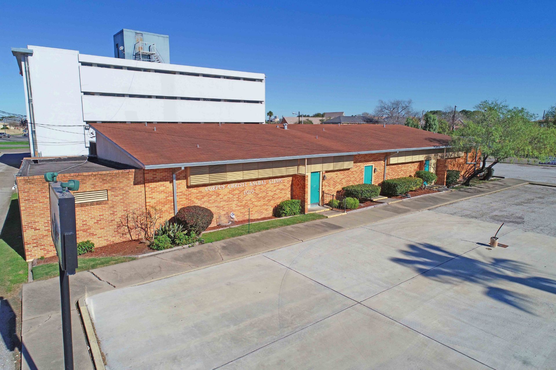 Corpus Christi Commercial Building - Image 9 of 49