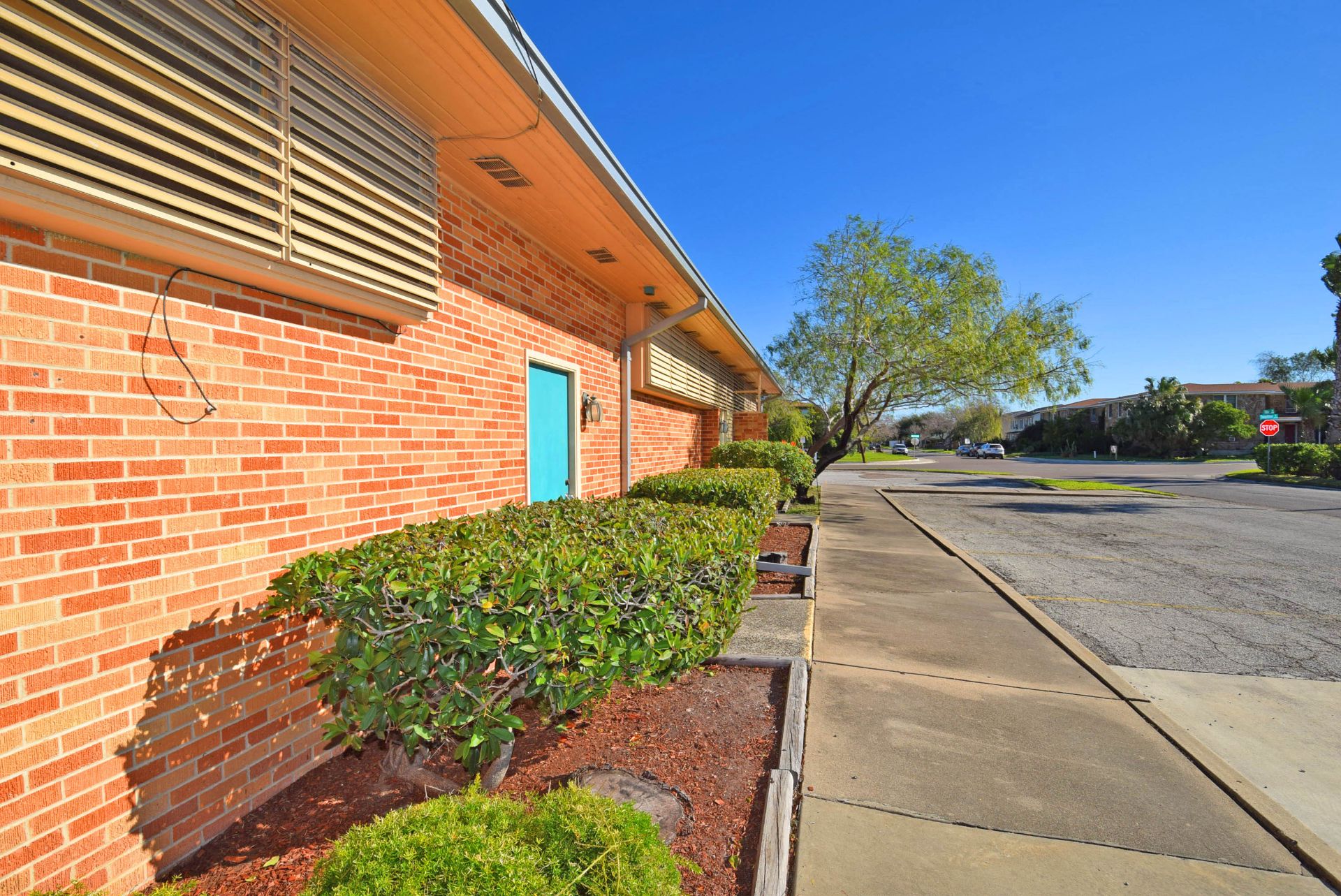 Corpus Christi Commercial Building - Image 15 of 49