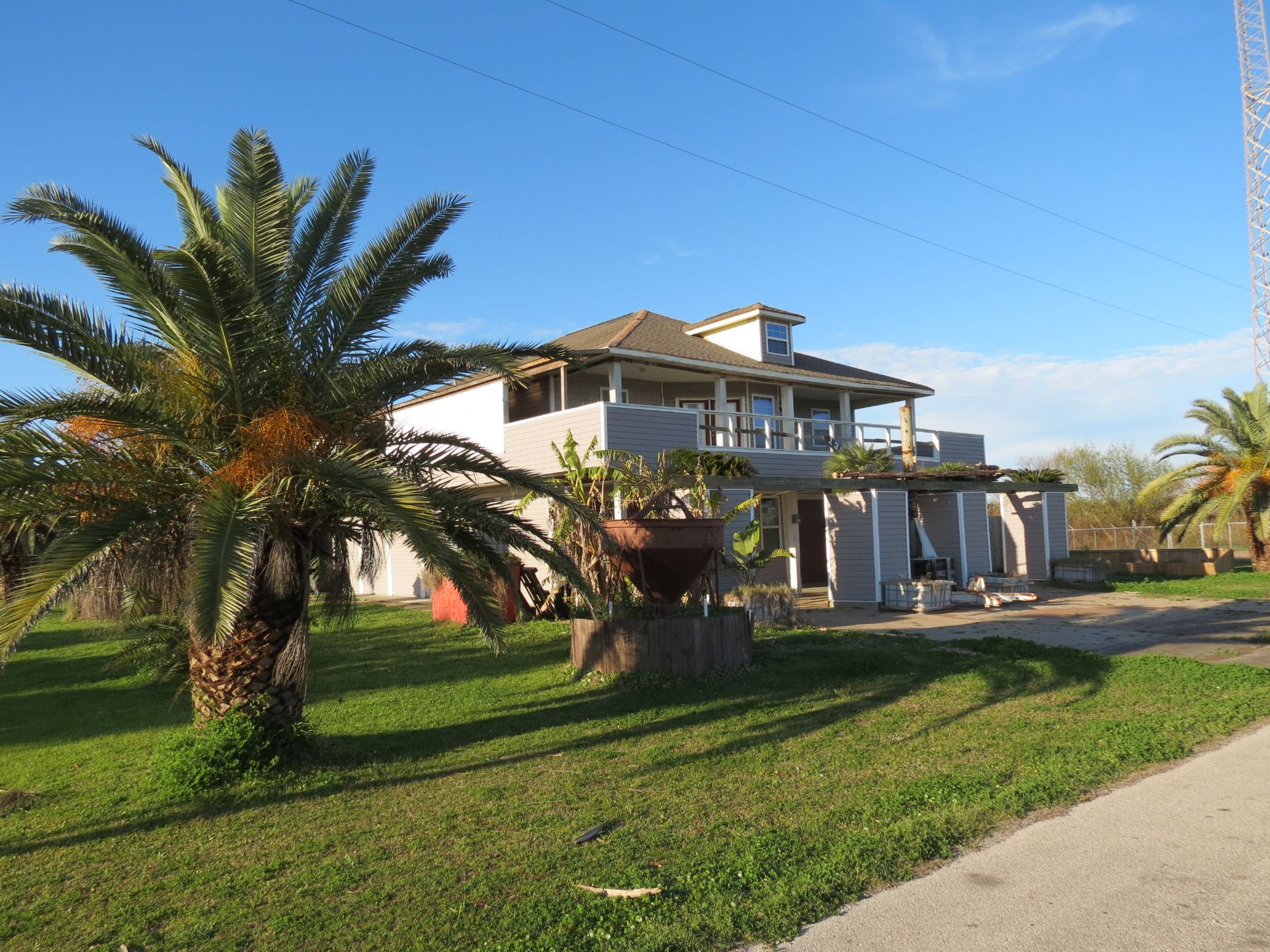 Home on Bolivar Peninsula - Image 4 of 67