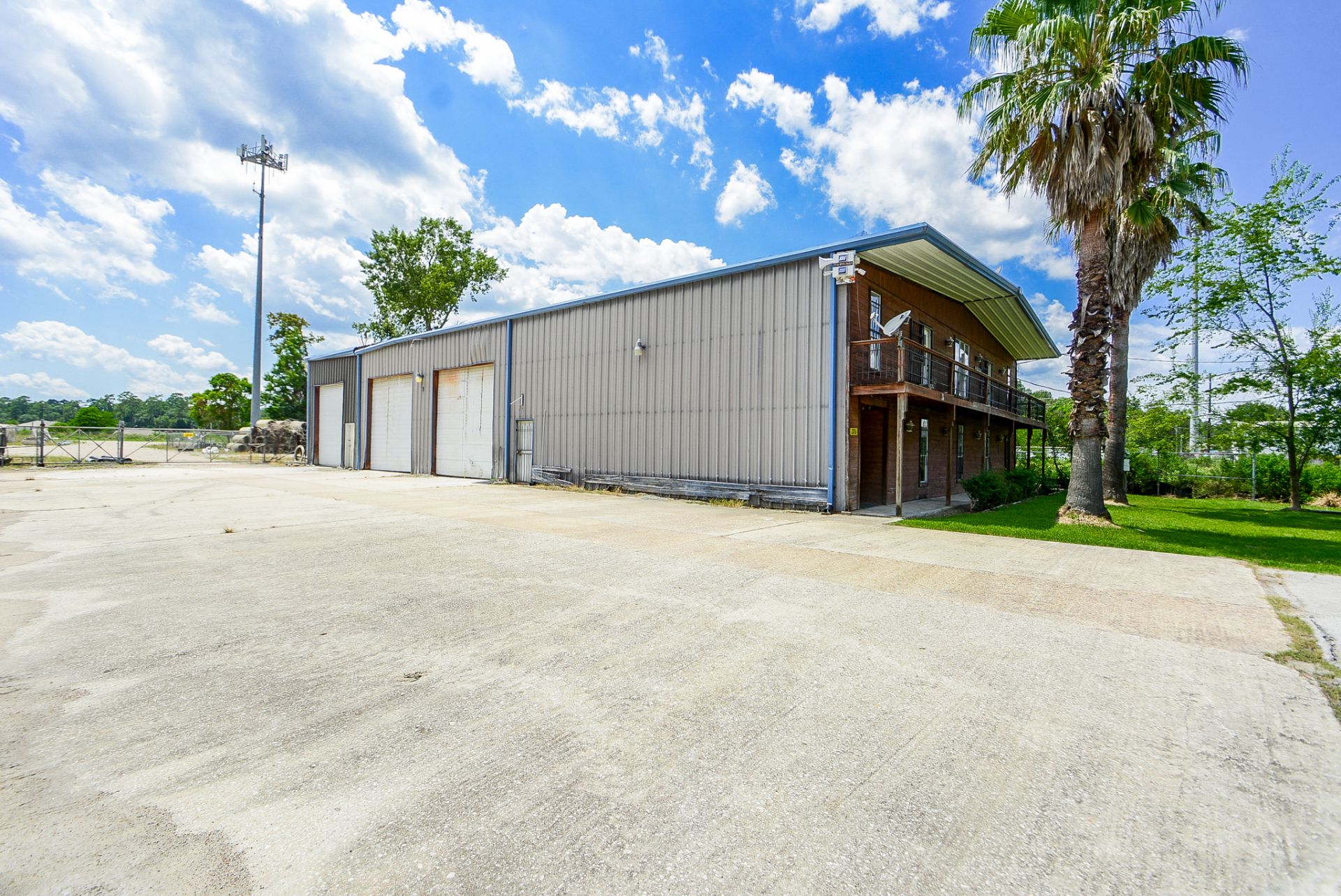 Industrial/Commercial Property on W Hardy in Spring, TX - Image 13 of 21