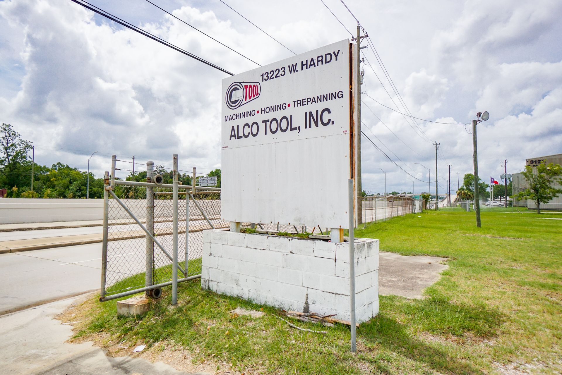 Industrial/Commercial Property on Hardy Toll Road in Houston, TX - Image 8 of 44