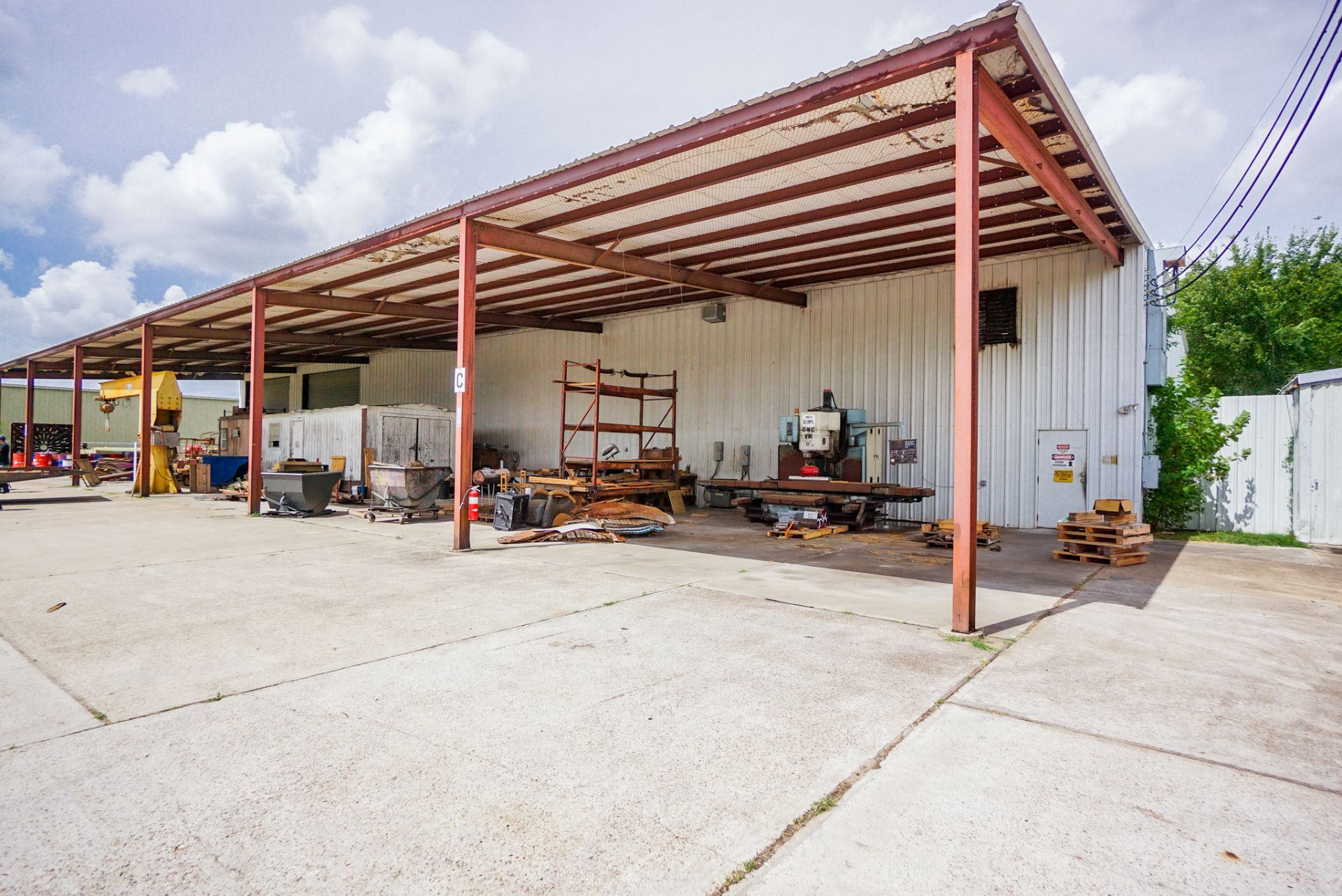 Industrial/Commercial Property on Hardy Toll Road in Houston, TX - Image 40 of 44