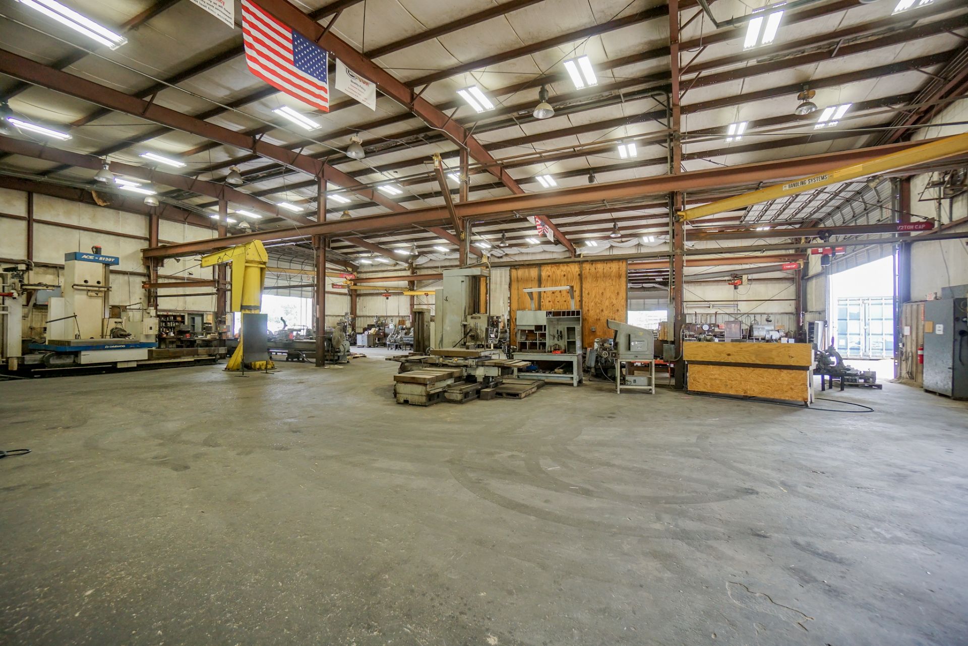 Industrial/Commercial Property on Hardy Toll Road in Houston, TX - Image 24 of 44