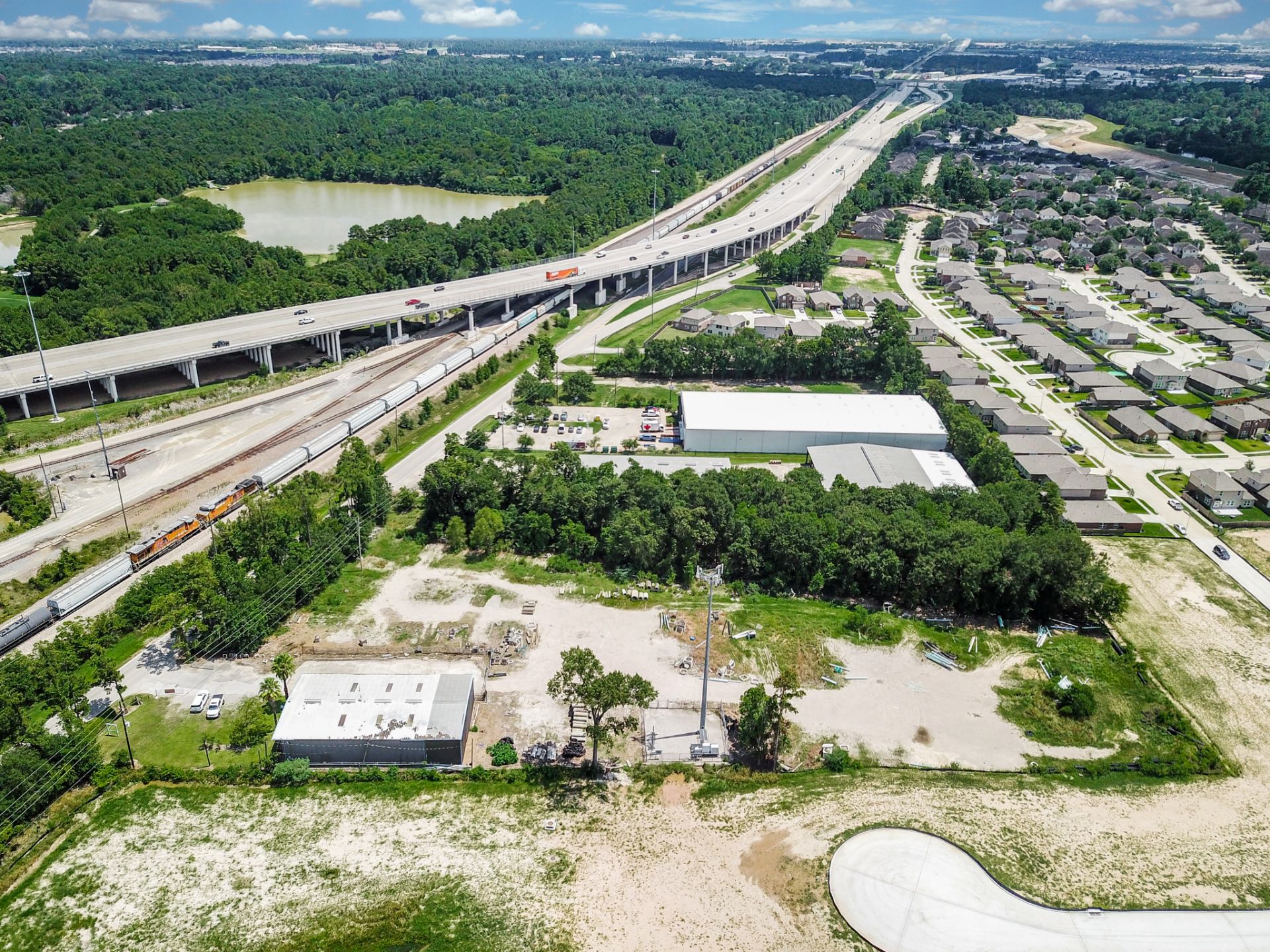 Industrial/Commercial Property on W Hardy in Spring, TX - Image 2 of 21