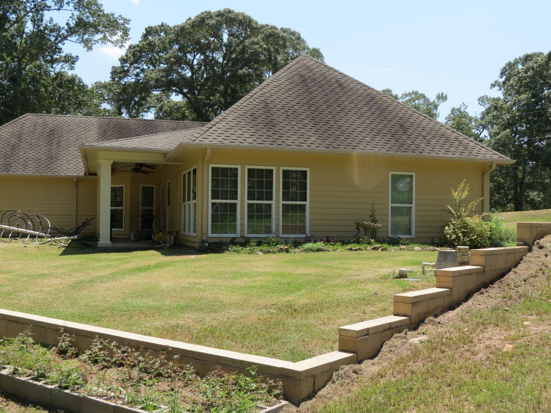 Custom Home on Toledo Bend with Water Views - Image 6 of 10