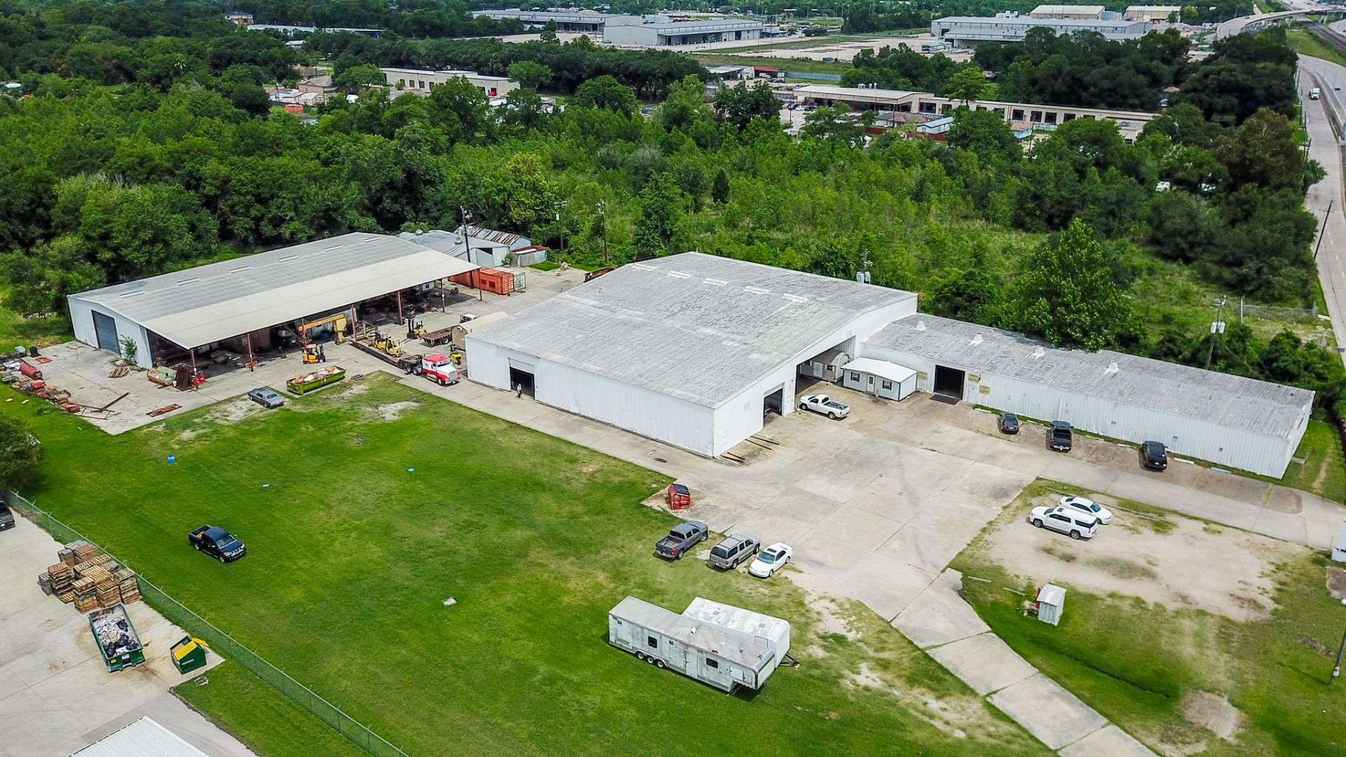 Industrial/Commercial Property on Hardy Toll Road in Houston, TX