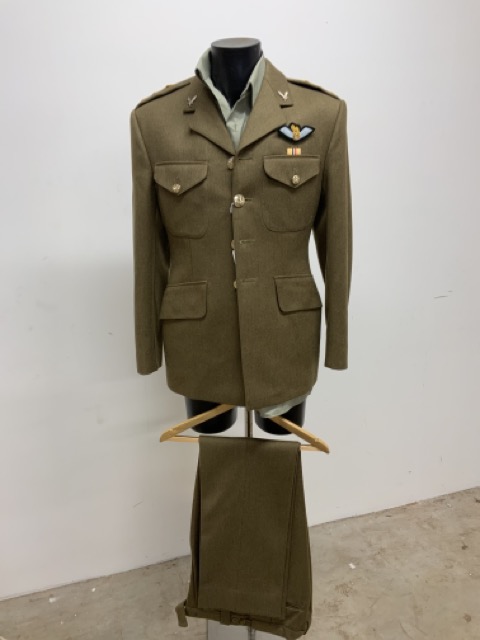 An RAF style full military dress uniform. Size 40.