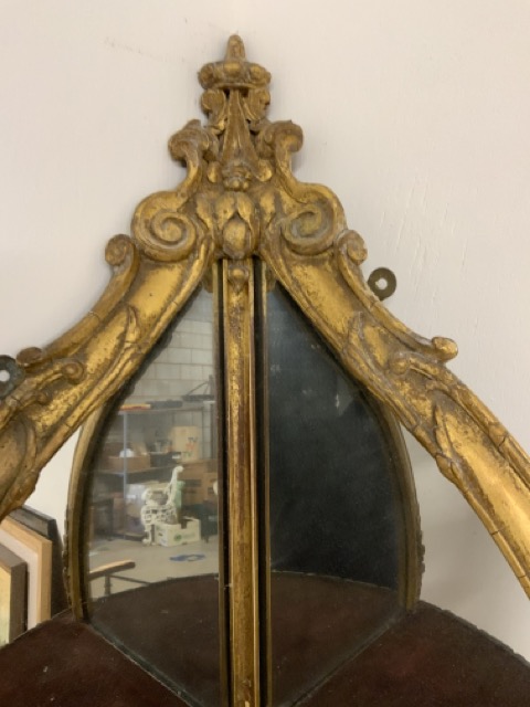 A Georgian gilt corner mirror with shelf decorated with scrolls and shells W:35cm x D:35cm x H: - Image 5 of 6