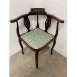 A mahogany Art Nouveau corner chair. W:64cm x D:57cm x H:73cm