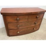 Bow front chest of drawers. W:112cm x D:52cm x H:74cm