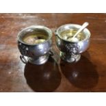 A pair of sterling silver salts with silver liners. Birmingham 1914. 3ozt.