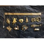 Selection of vintage costume jewellery