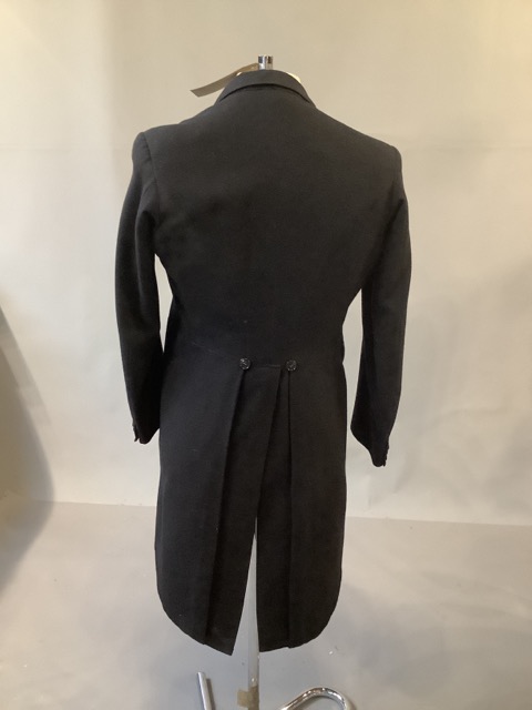A 1920/30s wool morning jacket. Size 40 - Image 2 of 2