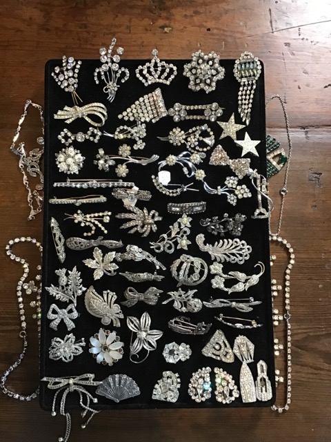 Tray of Vintage Diamante & Marquisate Jewellery from Victorian through to 1950s including 3