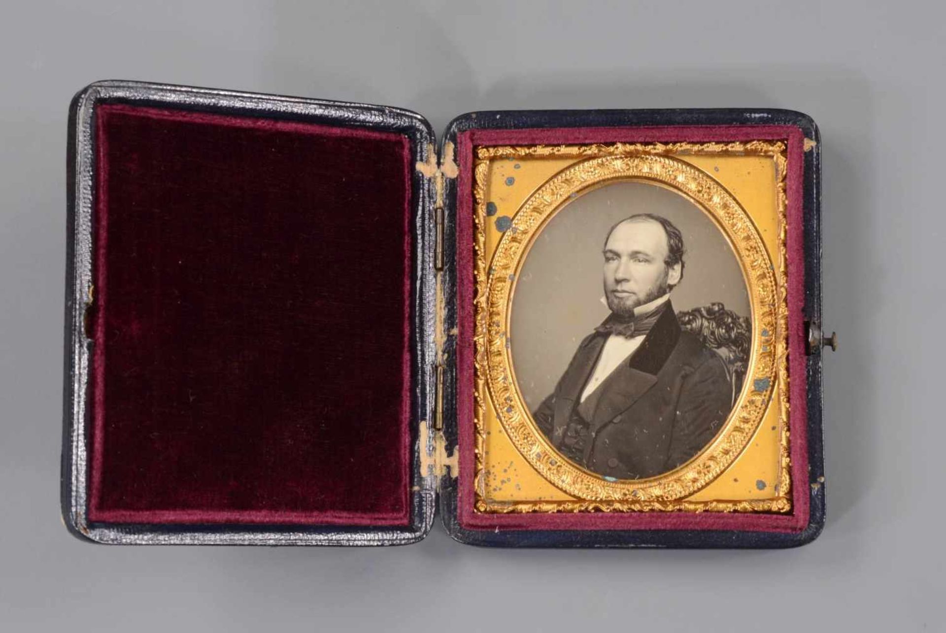 TWO AMBROTYPES AND A DAGUERROTYPE - Bild 5 aus 7