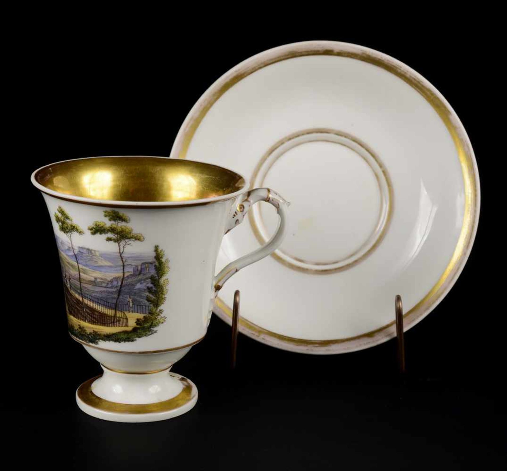 CUP WITH SAUCER