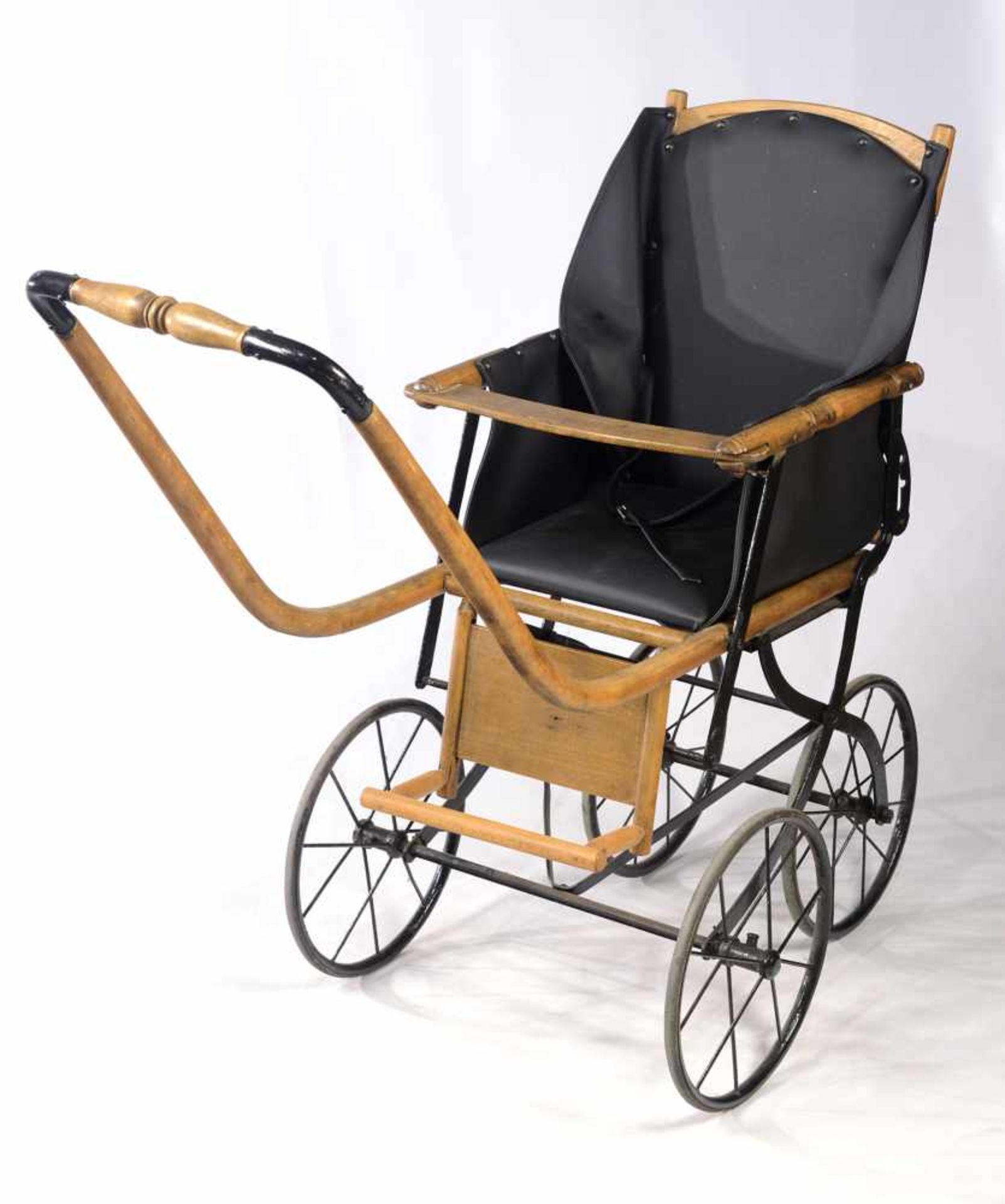 BABY CARRIAGE