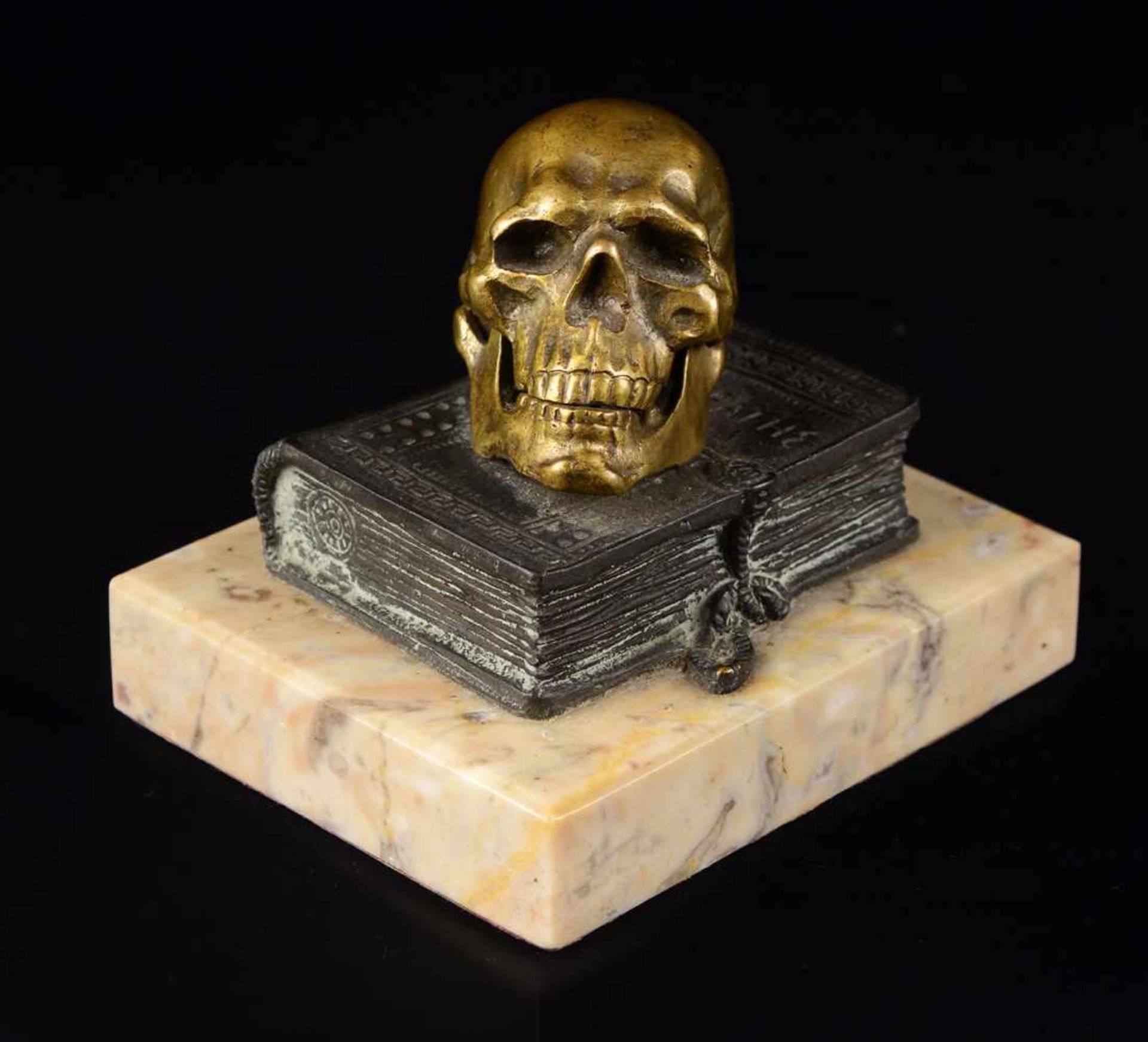 PAPERWEIGHT MEMENTO MORI