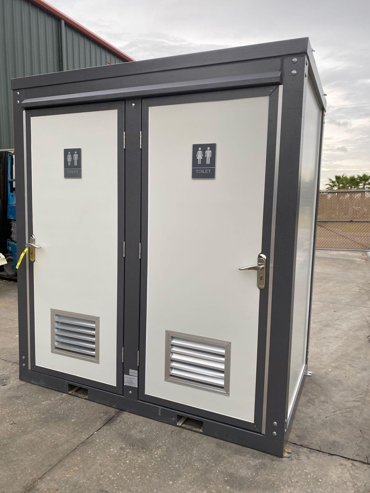 NEW PORTABLE 2 STALL BATHROOM, 110V, PLUMBING AND LIGHTING, FORKLIFT POCKETS - Image 2 of 5