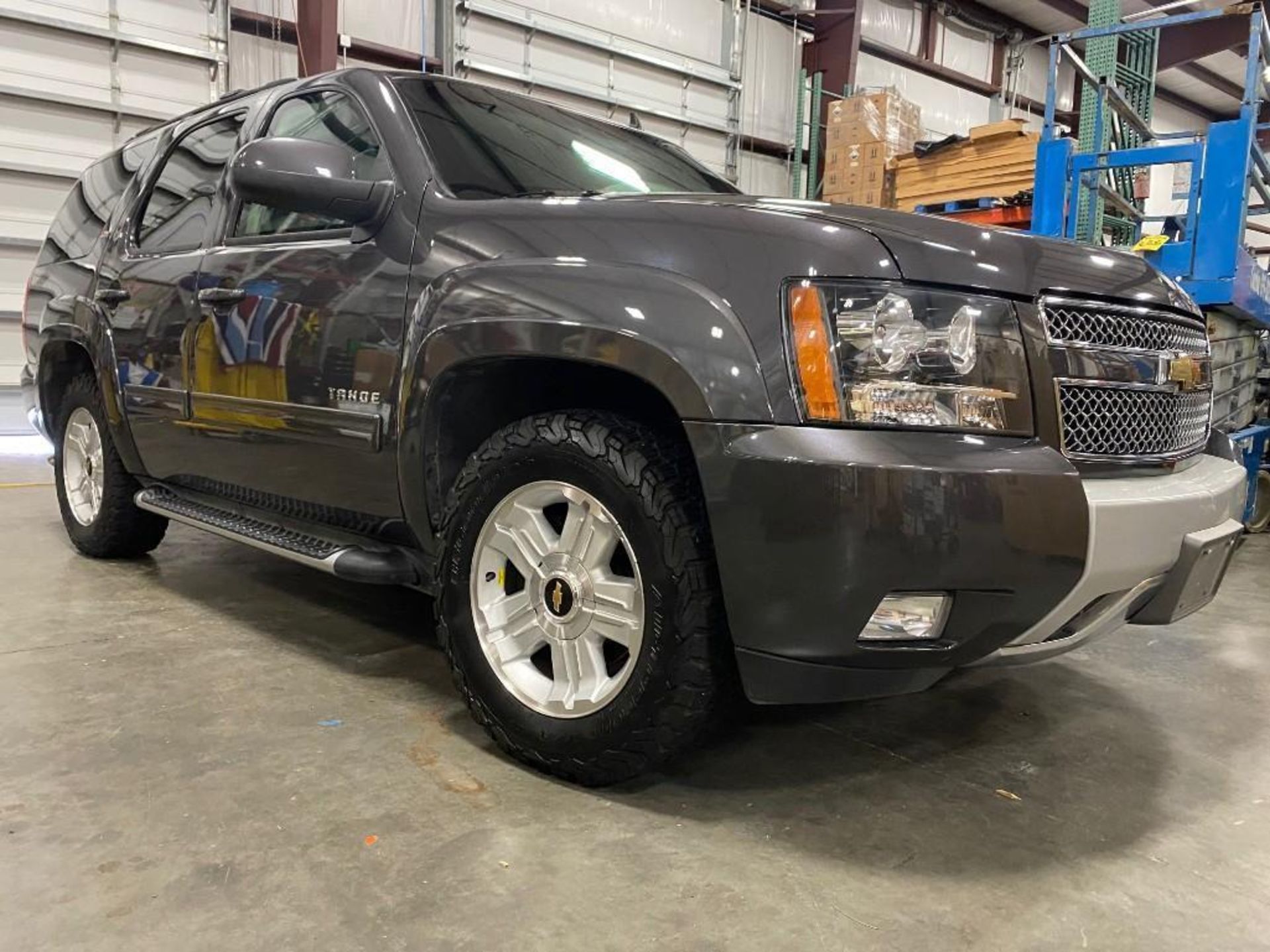 2011 ARMORED CHEVROLET TAHOE LTZ Z71, 4X4, ARMORED IAC LEVEL 5 NIJ III+  B6+, APPROX. 41,700 MILES