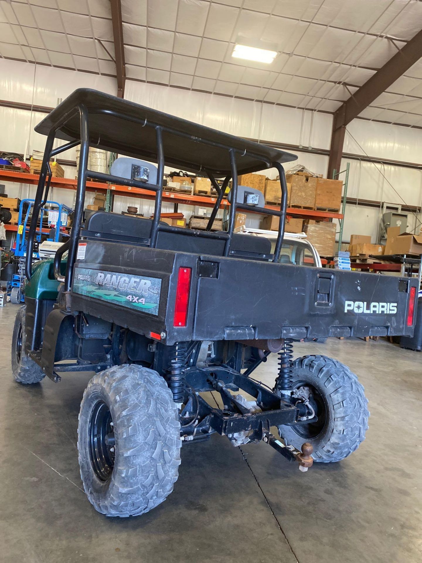 POLARIS RANGER 4x4 UTV, DUMP BED, HITCH, 699 HOURS SHOWING, RUNS AND DRIVES - Image 5 of 8