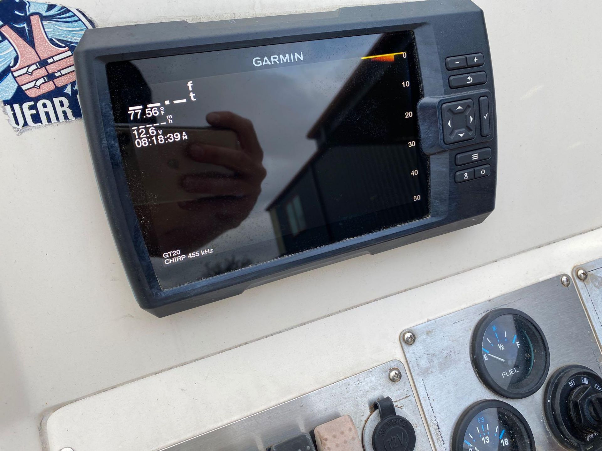 KEY WEST CENTER CONSOLE, TRAILER, RADIO, 4 STROKE 115HP, RUNS AND OPERATES - Image 16 of 21