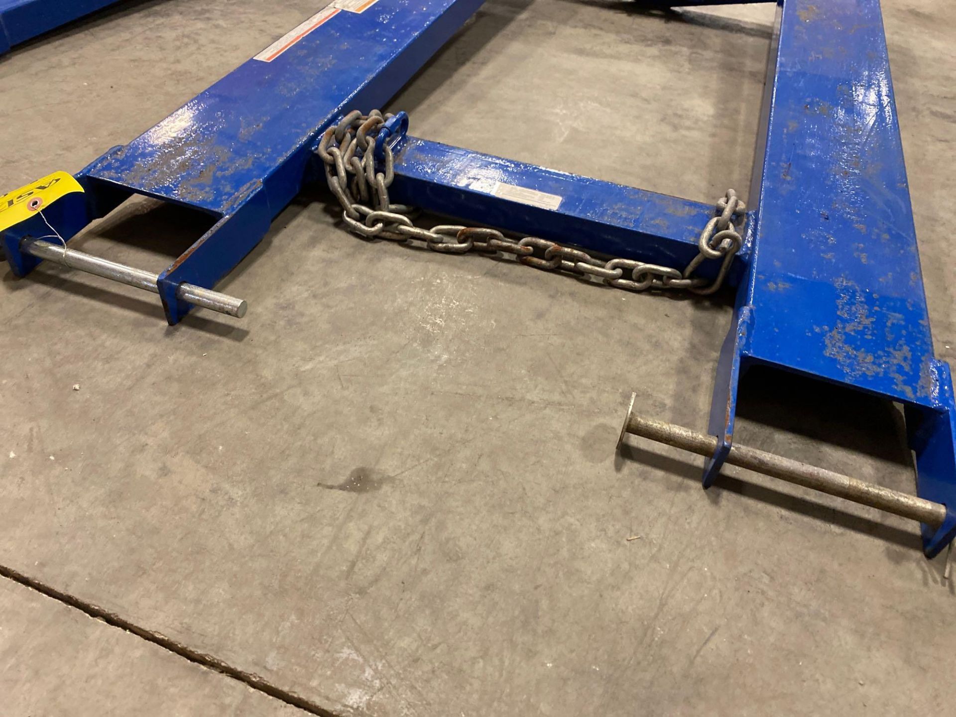 UNUSED FORKLIFT TRAILER MOVING ATTACHMENT MODEL HOOK-BASE-44 - Image 3 of 4