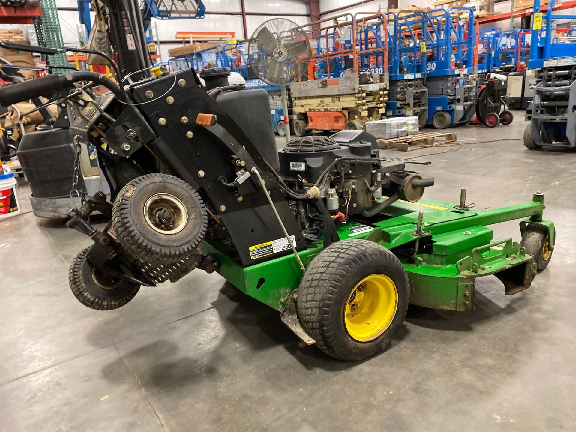 2016 JOHN DEERE WHP52A STAND ON MOWER, 1,362 HOURS SHOWING, 52" DECK, GAS POWERED, RUNS AND OPERATES - Image 5 of 8