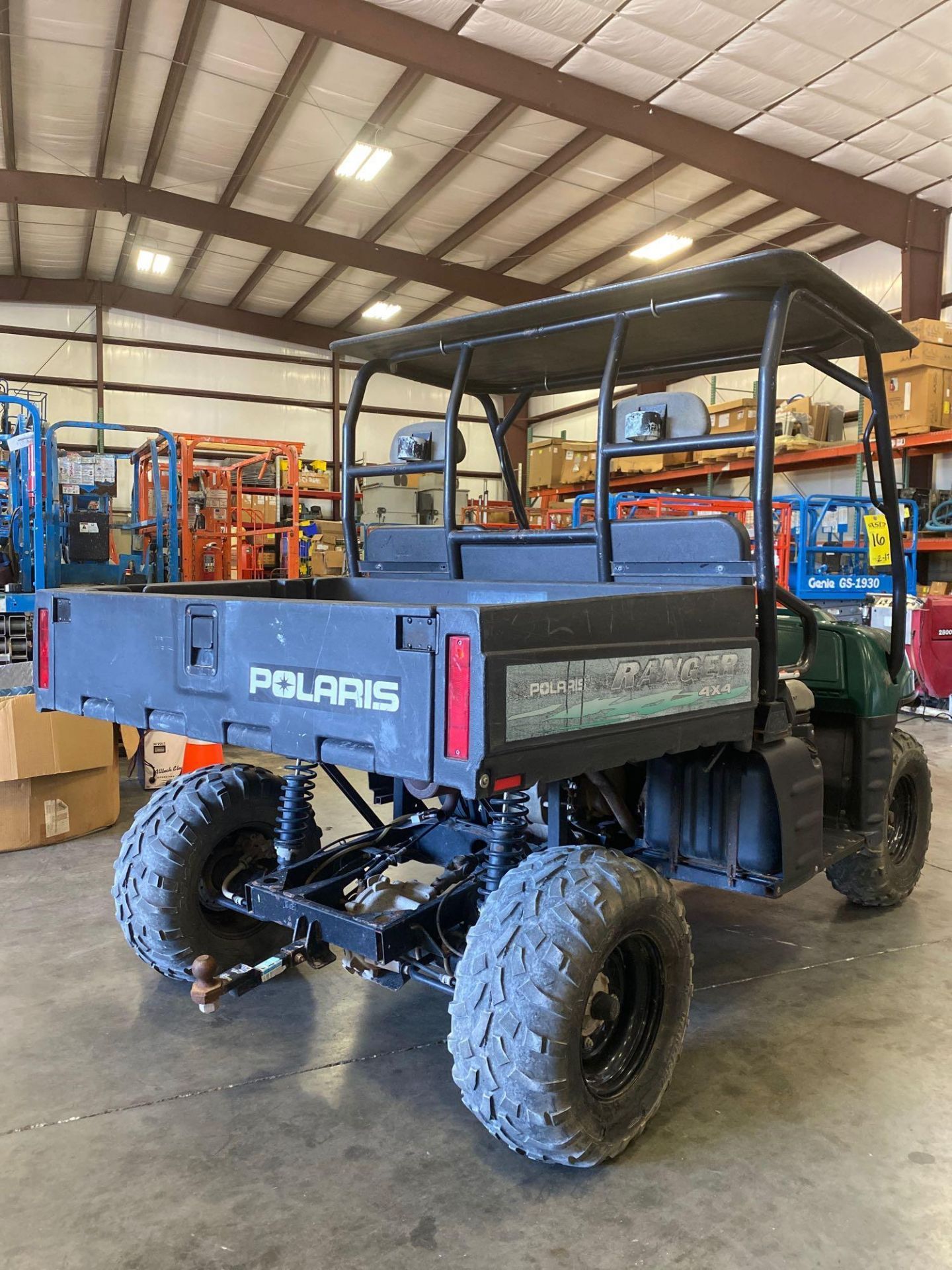 POLARIS RANGER 4x4 UTV, DUMP BED, HITCH, 699 HOURS SHOWING, RUNS AND DRIVES - Image 4 of 8