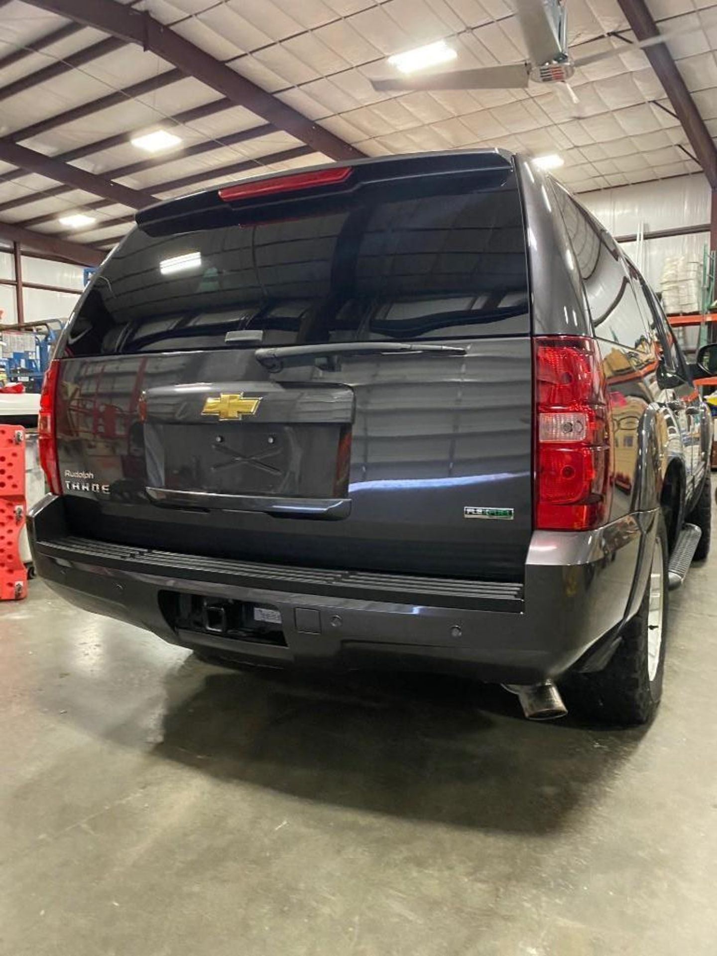 2011 ARMORED CHEVROLET TAHOE LTZ Z71, 4X4, ARMORED IAC LEVEL 5 NIJ III+  B6+, APPROX. 41,700 MILES - Image 5 of 20