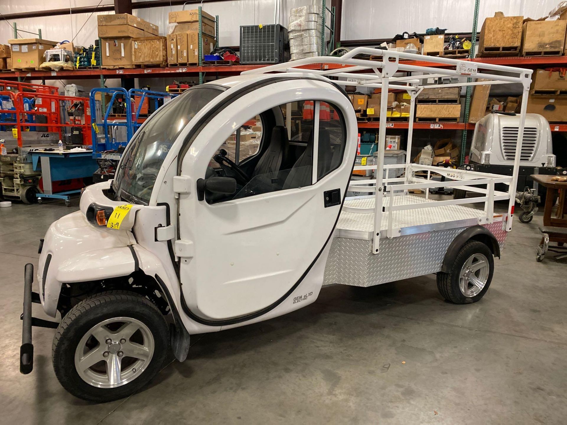 GEM CART, ENCLOSED CAB, ALUMINUM BED, ALUMINUM RIMS, LADDER RACK, UNIT