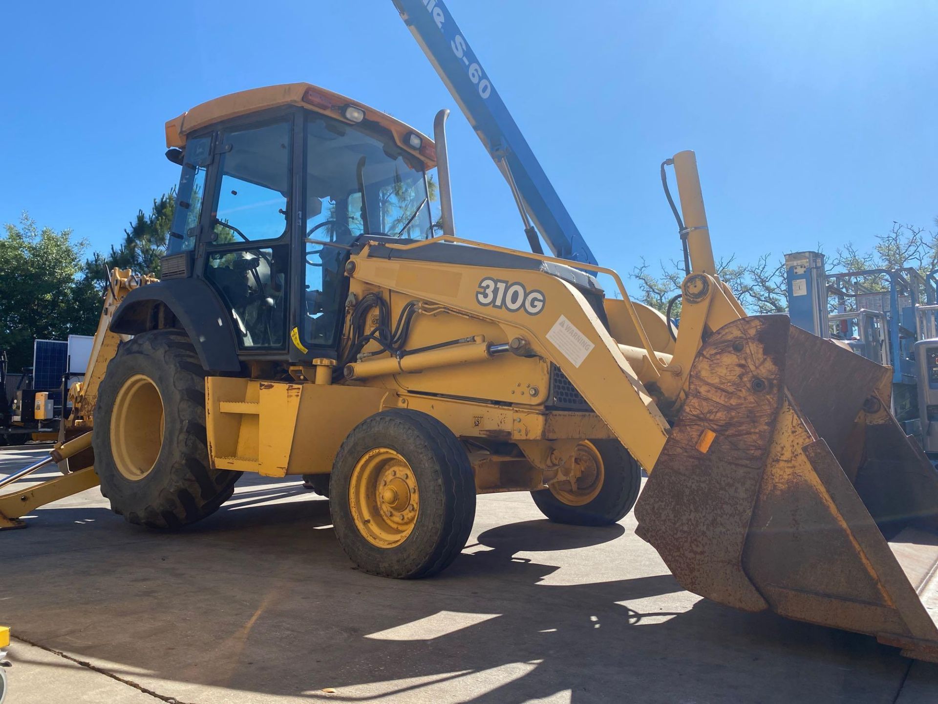 JOHN DEERE 310G DIESEL LOADER/BACKHOE, OUTRIGGERS, RUNS AND OPERATES - Image 6 of 15