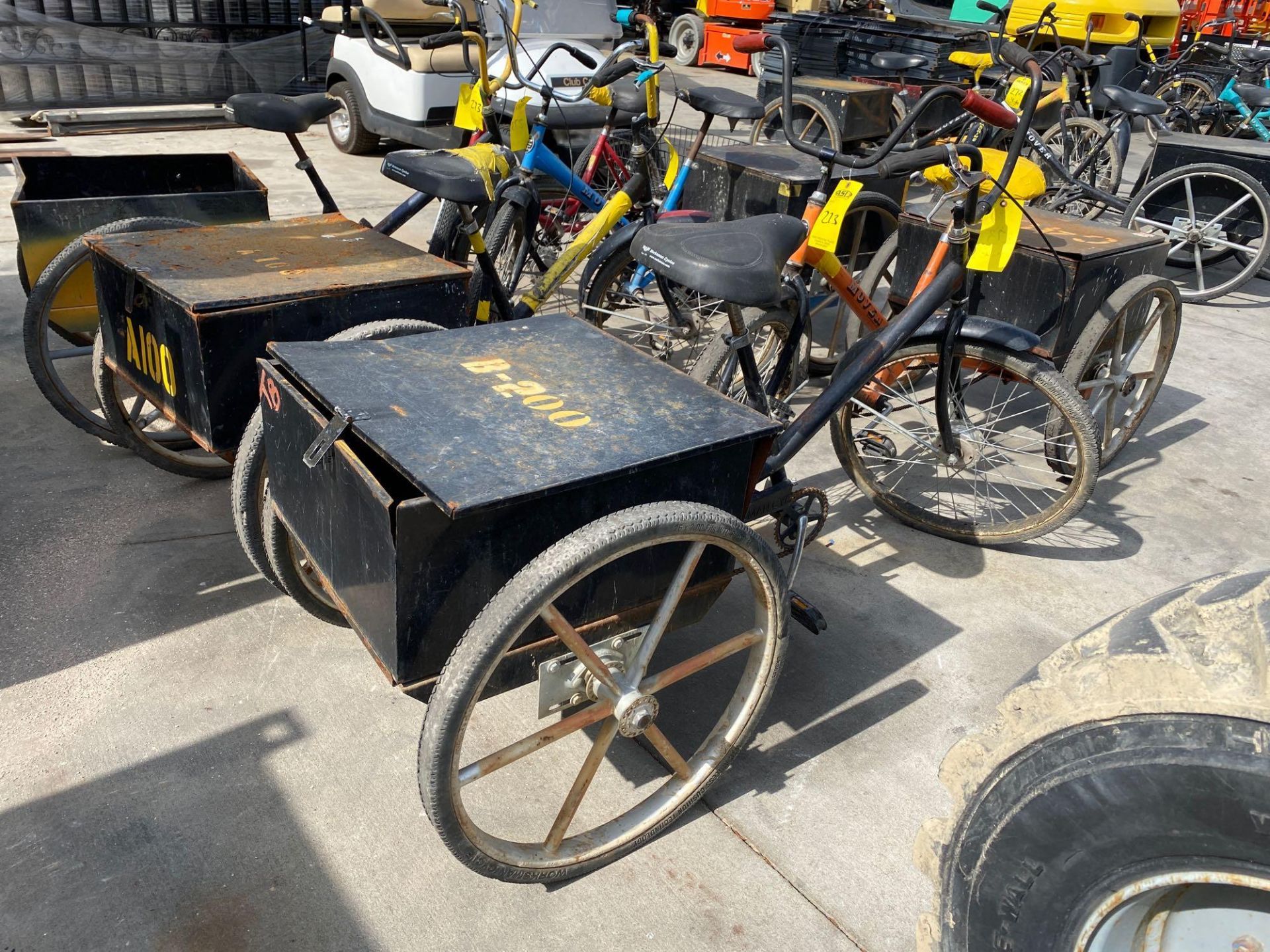 SIX 3-WHEELED SHOP BIKES WITH BASKETS - Image 7 of 8