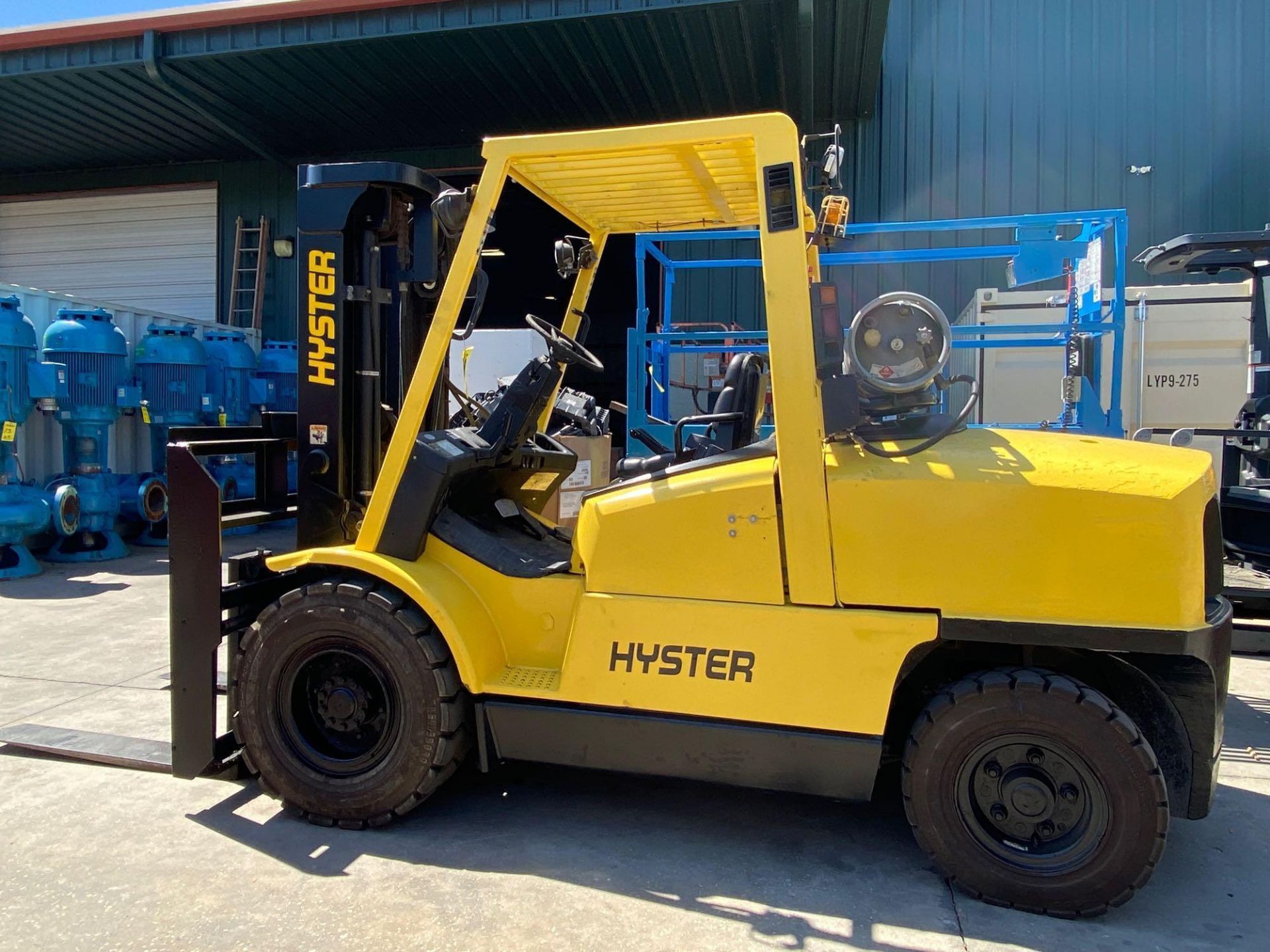 HYSTER 110XM FORKLIFT, LP POWERED, APPROX 11,000LB CAPACITY, TILT, SIDESHIFT, NOISE COMING FROM STAR