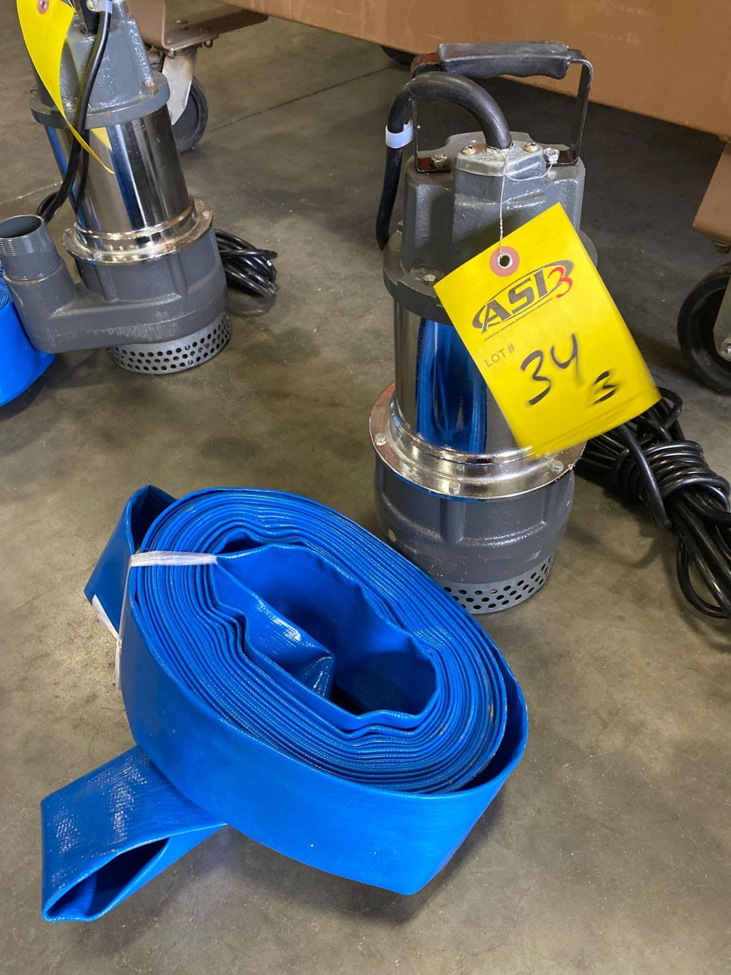 UNUSED MUSTANG 4800 2” SUBMERSIBLE PUMP, 50’ HOSE