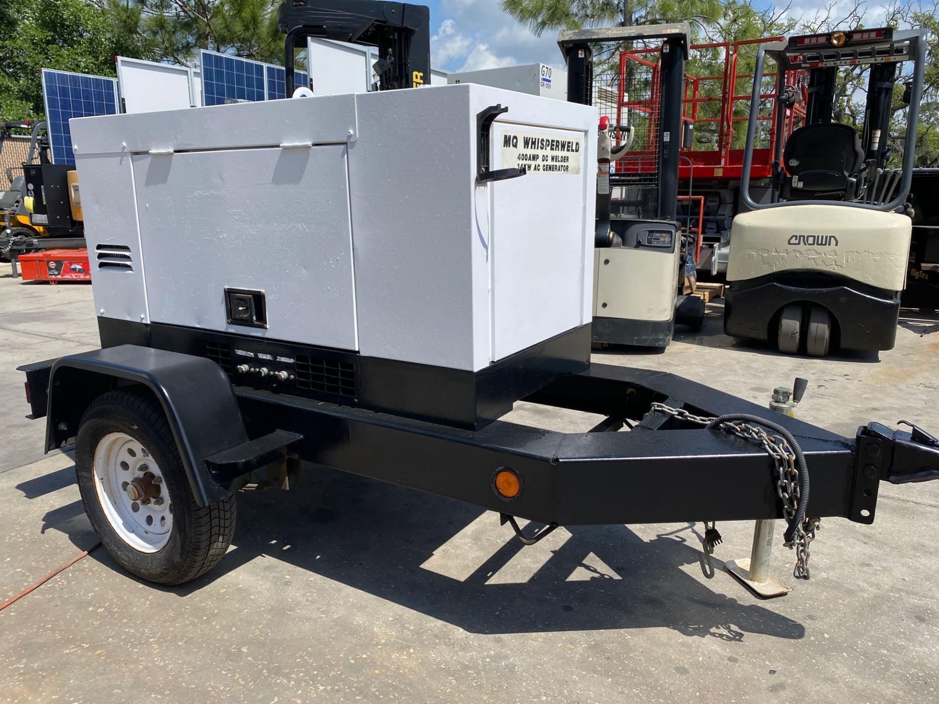 WHISPERWELD 400 AMP DC WELDER/14 KW GENERATOR, MODEL DLW-400 ESA, TRAILER MOUNTED, RUNS AND OPERATES - Image 2 of 14