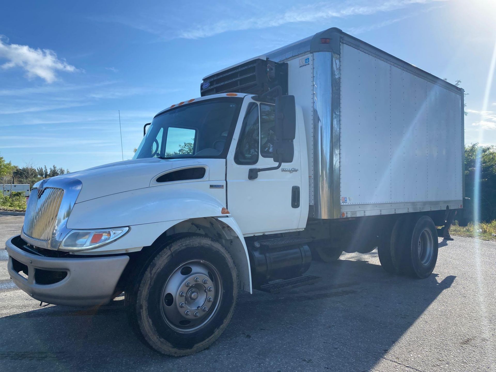 2008 INTERNATIONAL REEFER BOX TRUCK, HYDRAULIC LIFT GATE, DIESEL, AUTOMATIC TRANSMISSION - Image 8 of 21