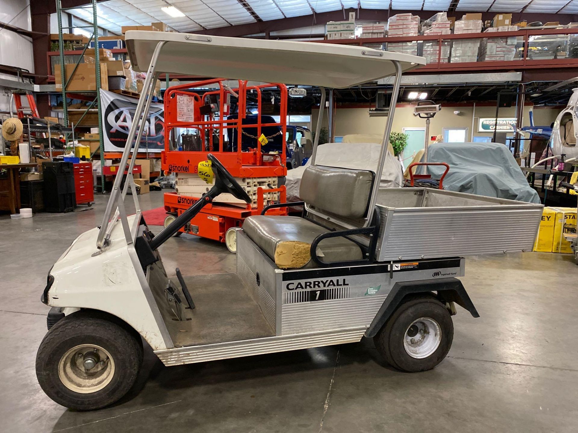 CLUB CAR CARRYALL ELECTRIC UTILITY CART WITH BED, RUNS AND OPERATES - Image 2 of 7