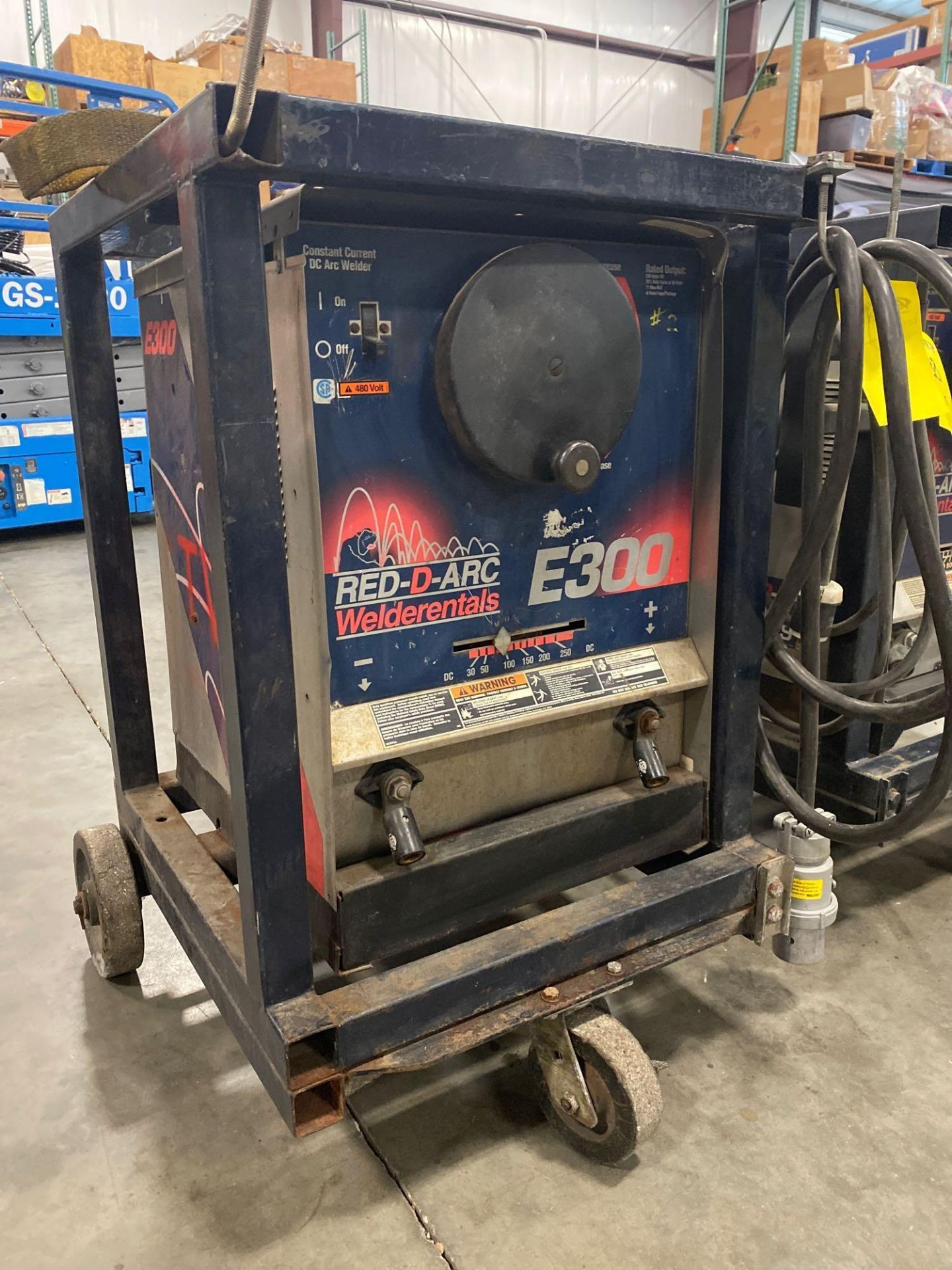 LINCOLN ELECTRIC E300 WELDER - Image 2 of 10