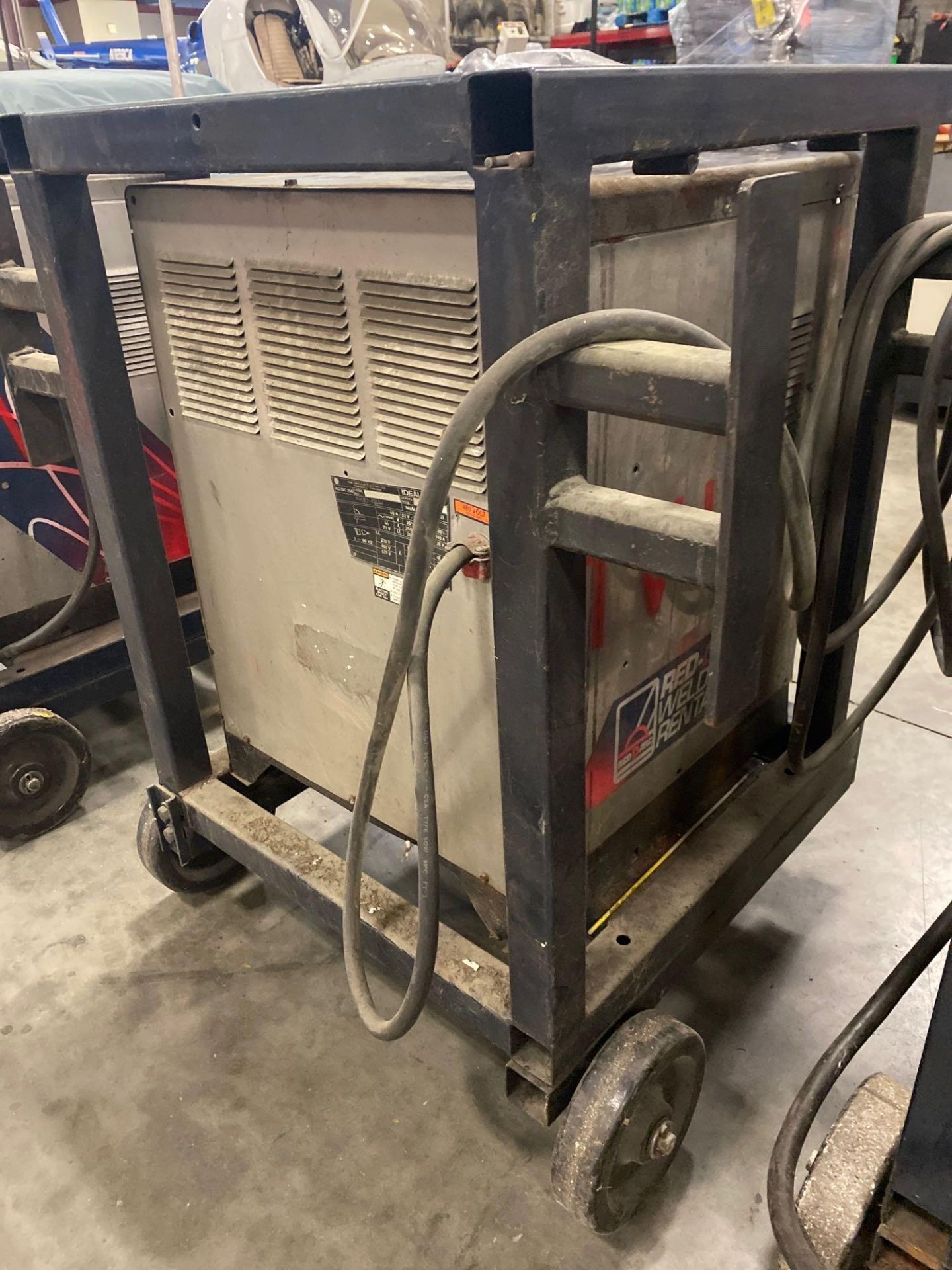 LINCOLN ELECTRIC E300 WELDER - Image 5 of 10