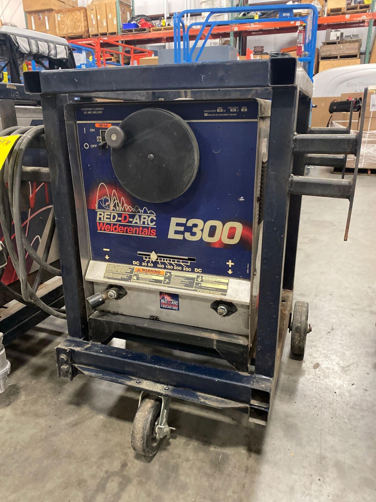 LINCOLN ELECTRIC E300 WELDER