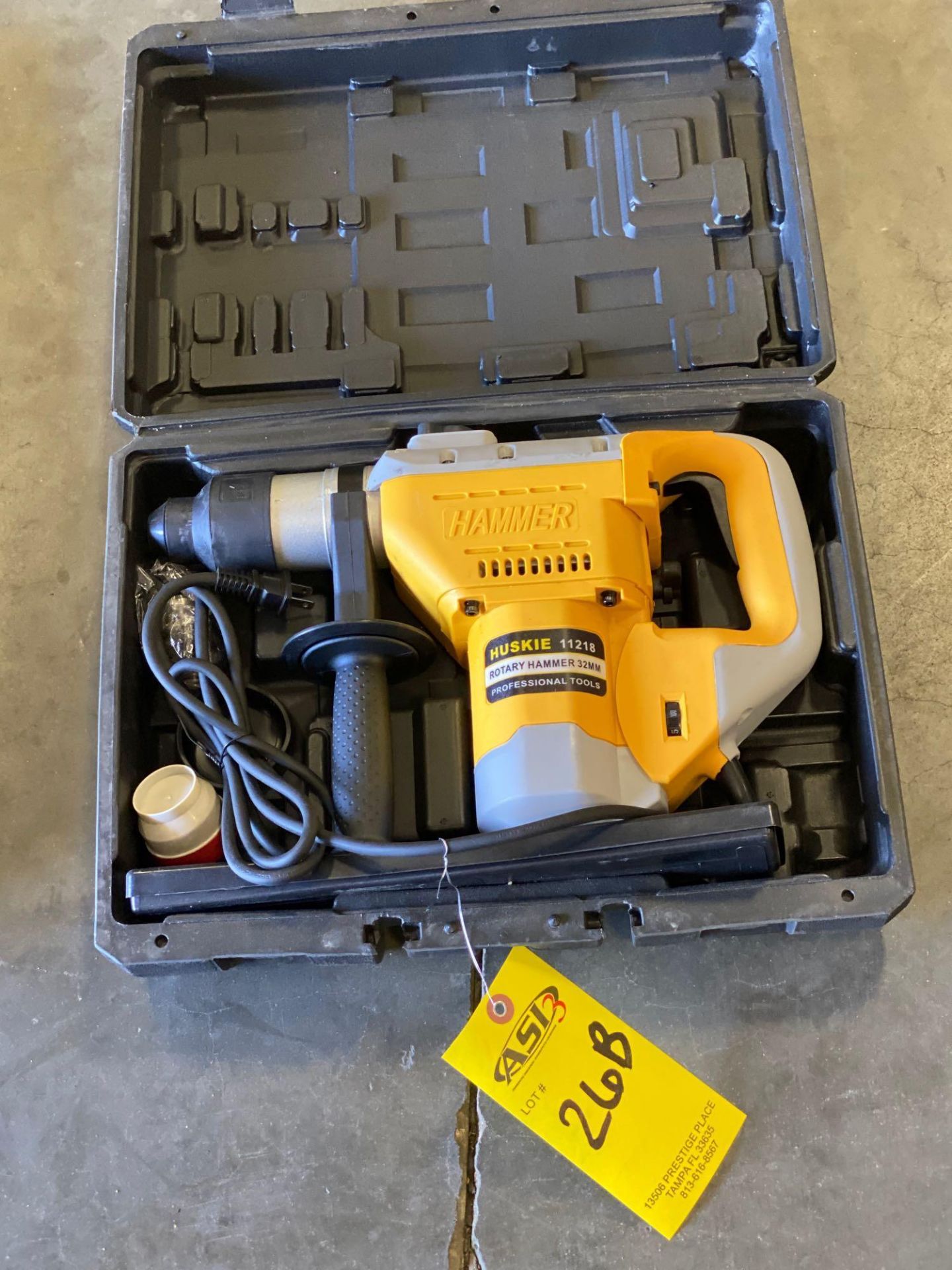 UNUSED HUSKIE 11218 ROTARY HAMMER 32MM